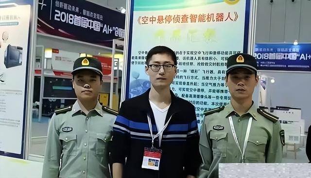 中国文联学雷锋文艺志愿服务先锋队走进东关社区
